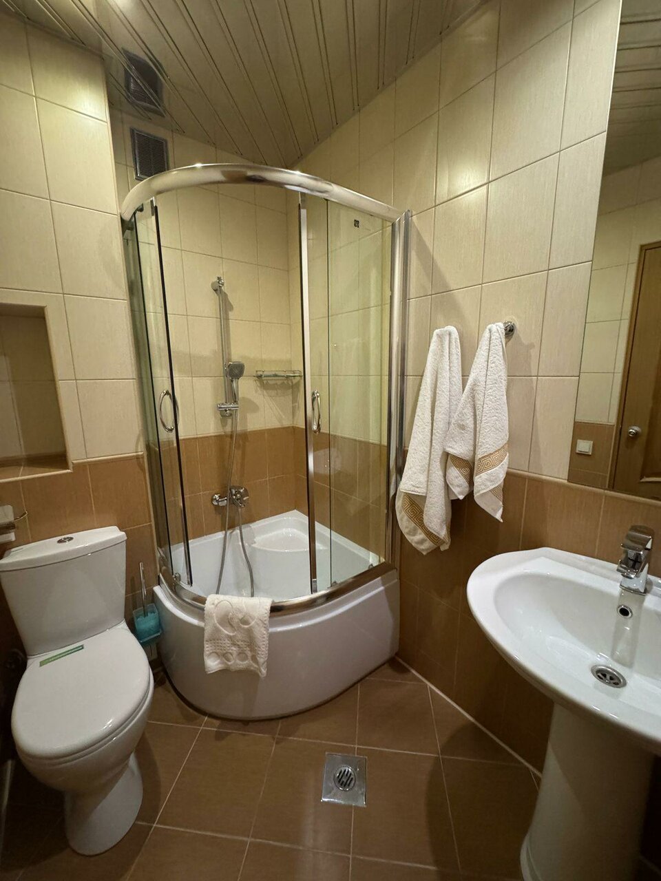 Гостиница Строитель Сыктывкар