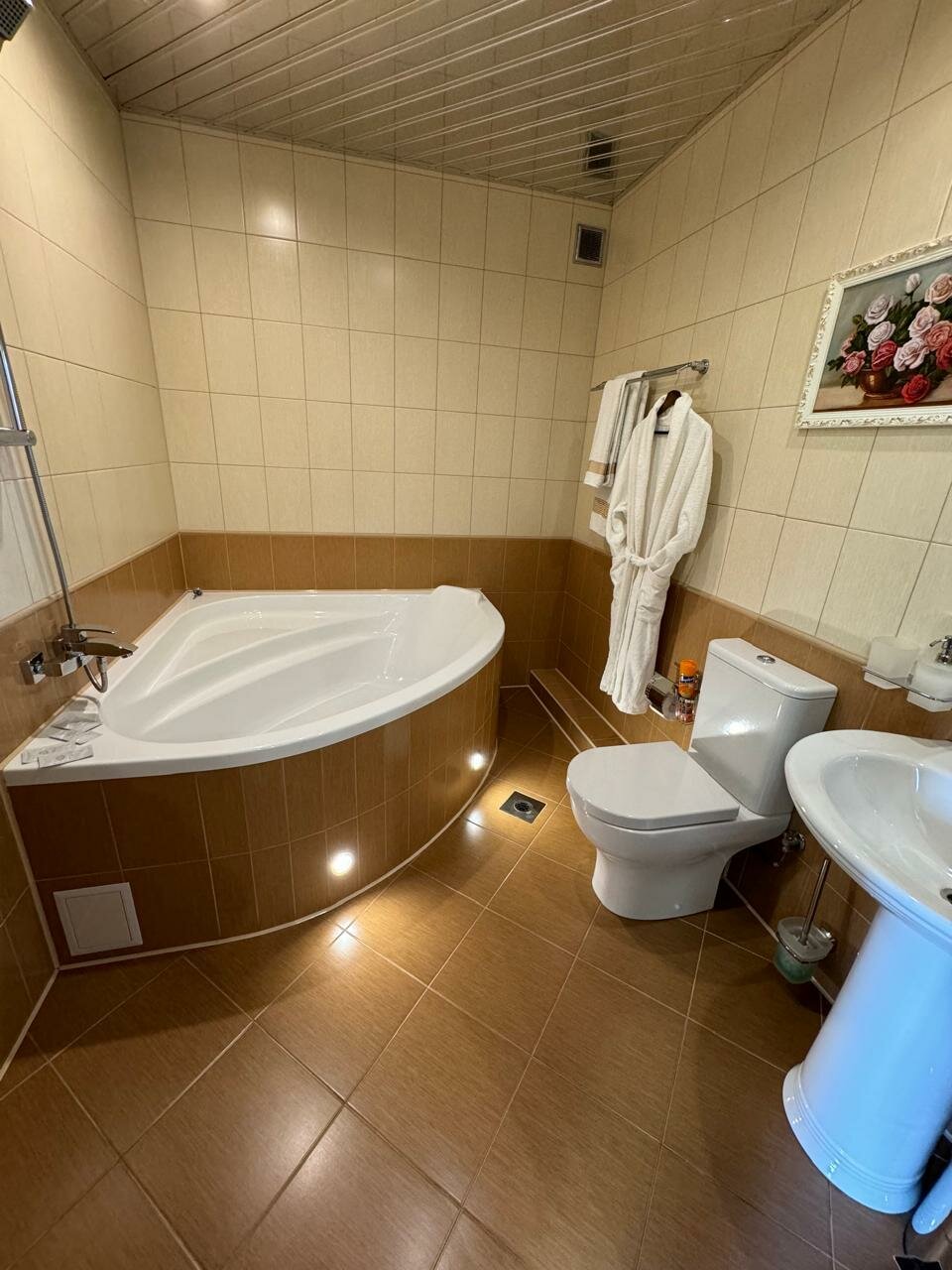 Гостиница Строитель Сыктывкар