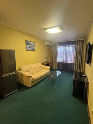 Гостиница Строитель Сыктывкар Номер люкс-6