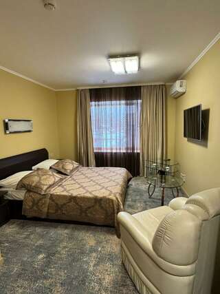 Гостиница Строитель Сыктывкар Номер комфорт с 1 двуспальной кроватью-7