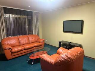 Гостиница Строитель Сыктывкар Номер люкс улучшенный-1